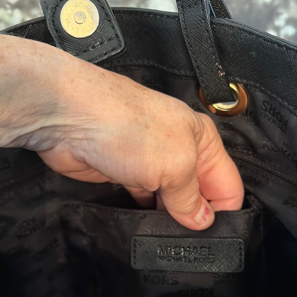 SOLD!!!!!Michael Kors Black Leather Tote with Gold Hardware - Picture 9 of 9